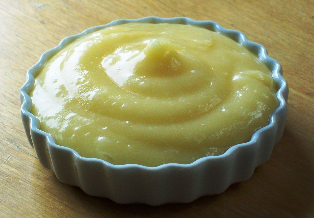 Tosi helppo vähähiilihydraattinen lemon curd 2