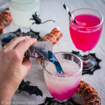 Väriä vaihtava noitajuoma halloweeniin | Alakarpisti.com